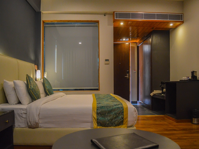 4 star hotels in manali The Khar-Luxury Room